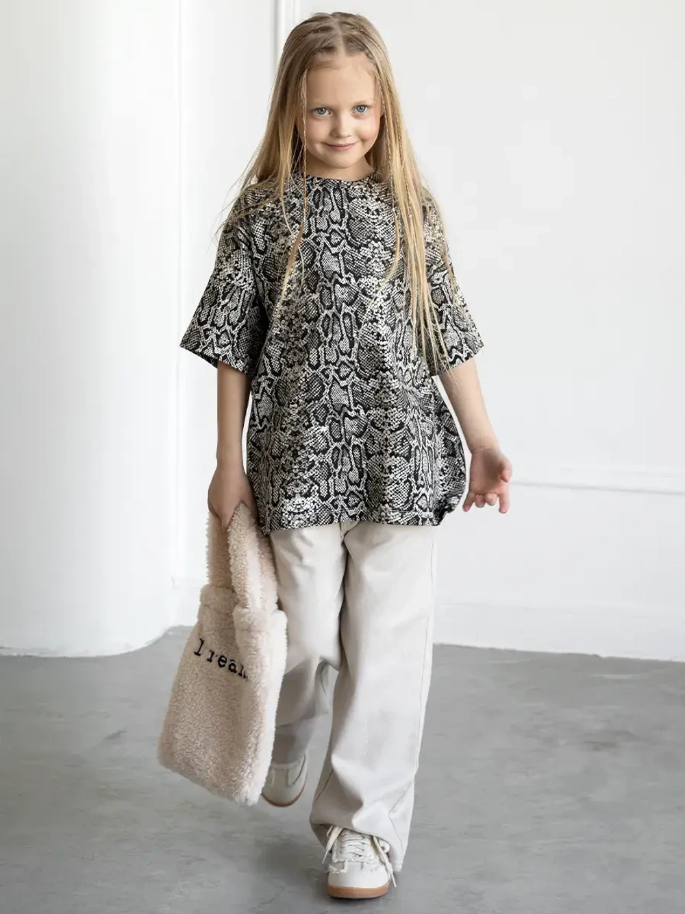 Футболка для девочки оверсайз, принт питон