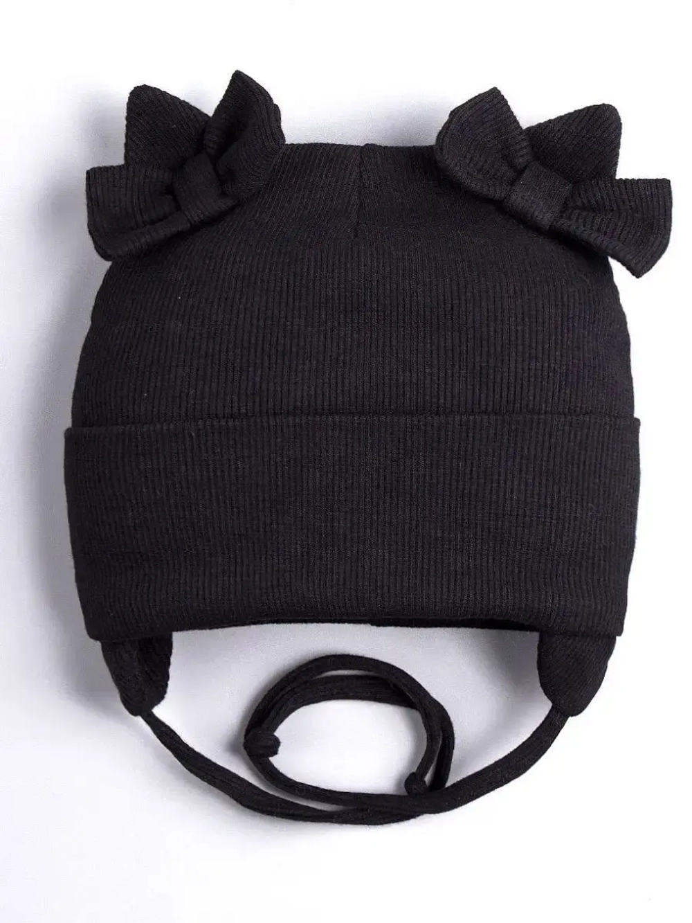 Шапка с ушками для девочки трикотажная на завязках