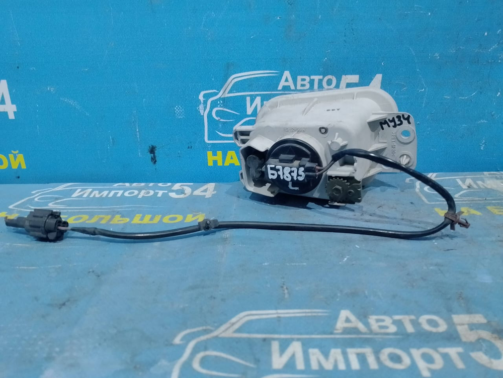 Туманка левая NISSAN GLORIA 1999-2001