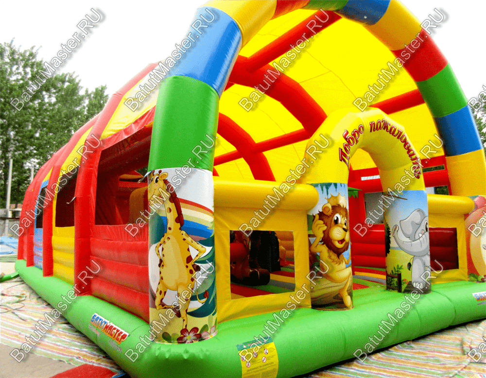 Надувной батут "Страна Сафария" с крышей и высокими горками 13*7*6 м