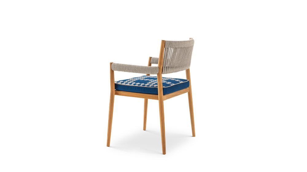 Стул Cassina DINE OUT CHAIR