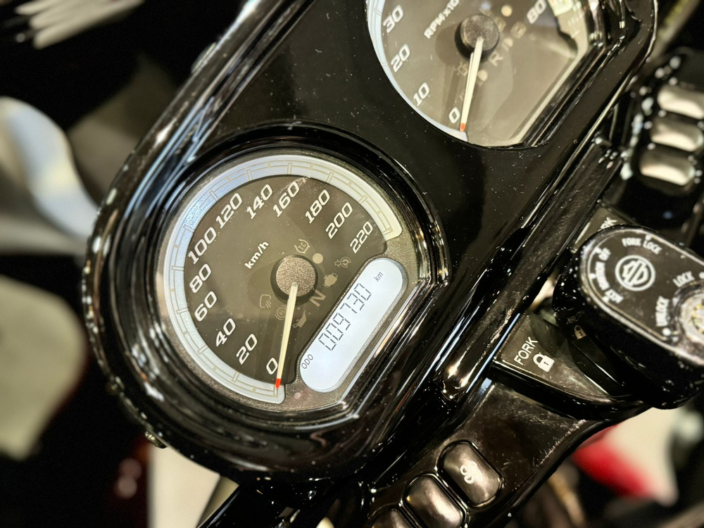 Harley-Davidson Road Glide Limited, 2020