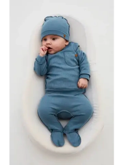 Костюм для новорожденного на выписку