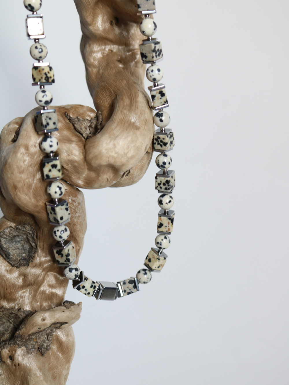 Чокер "Пятна судьбы" с яшмой