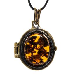 AM-1805 Подвеска «Медальон Вьюнок» (латунь, янтарь)