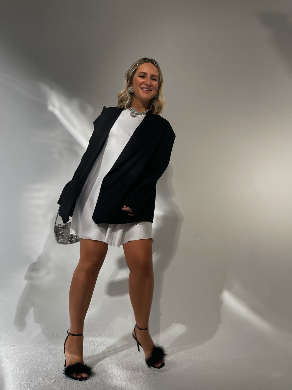 Шёлковое платье "мини" жемчужное