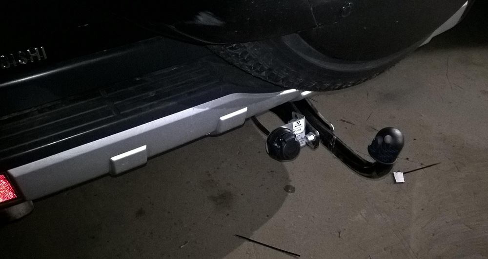 Фаркоп для Mitsubishi Pajero 2000-2020. Тип шара: A. Нагрузки: 2000/100 кг, MI 26