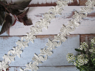 Кружево плетёное, ш. 3,5 см.