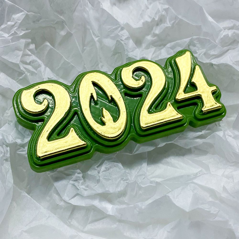 Фигура из шоколадной глазури &quot;2024&quot; зеленая, 4х9,5