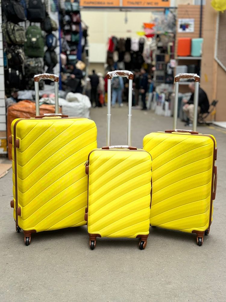 Средний чемодан Bon-Voyage Model Two, Желтый, M-