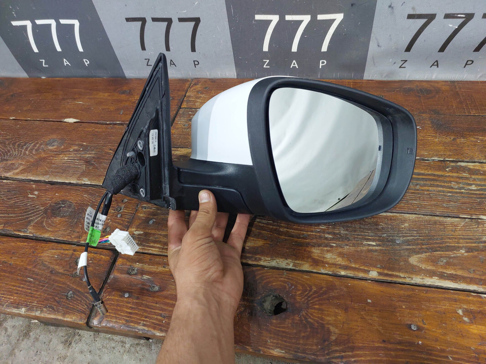 Зеркало правое 8 pin Chery Tiggo 7 Pro 20-нв Б/У Оригинал 601000688AA