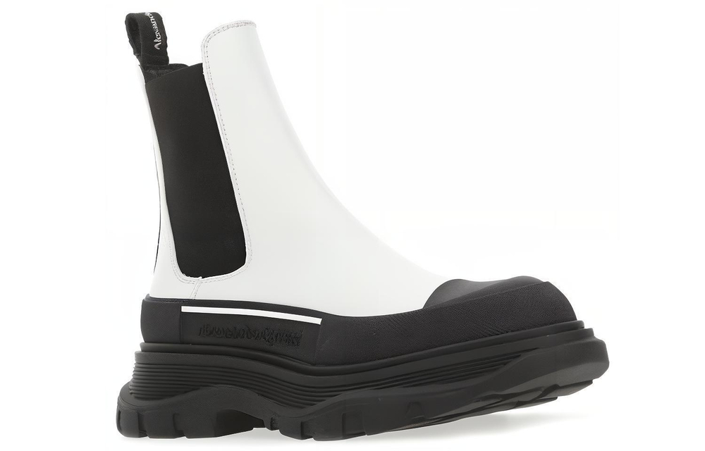 Alexander McQueen Alexander McQueen Tread Slick Comfortable short-sleeved Chelsea boots women's white and black