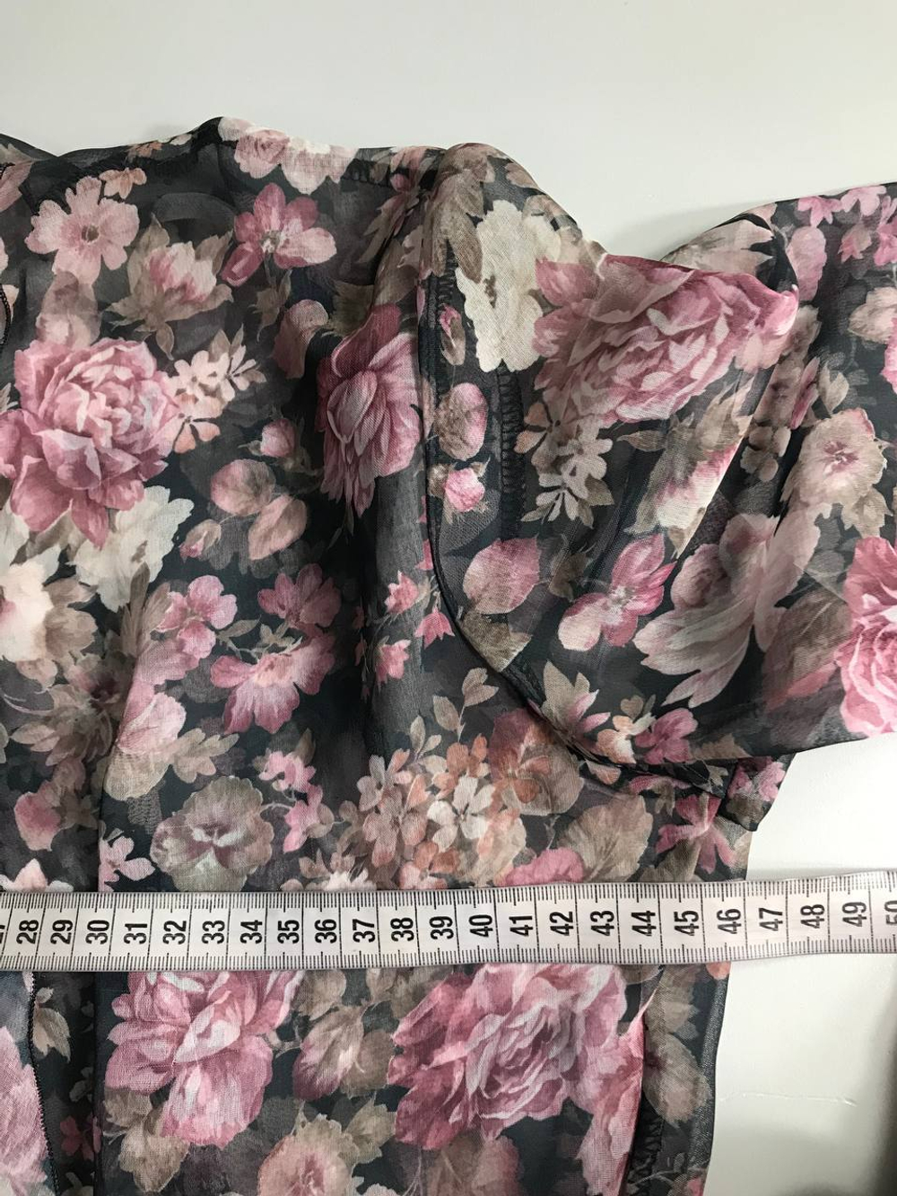 Накидка полупрозрачная с дымчатыми цветами, для пляжа или многослойного образа 42 размер