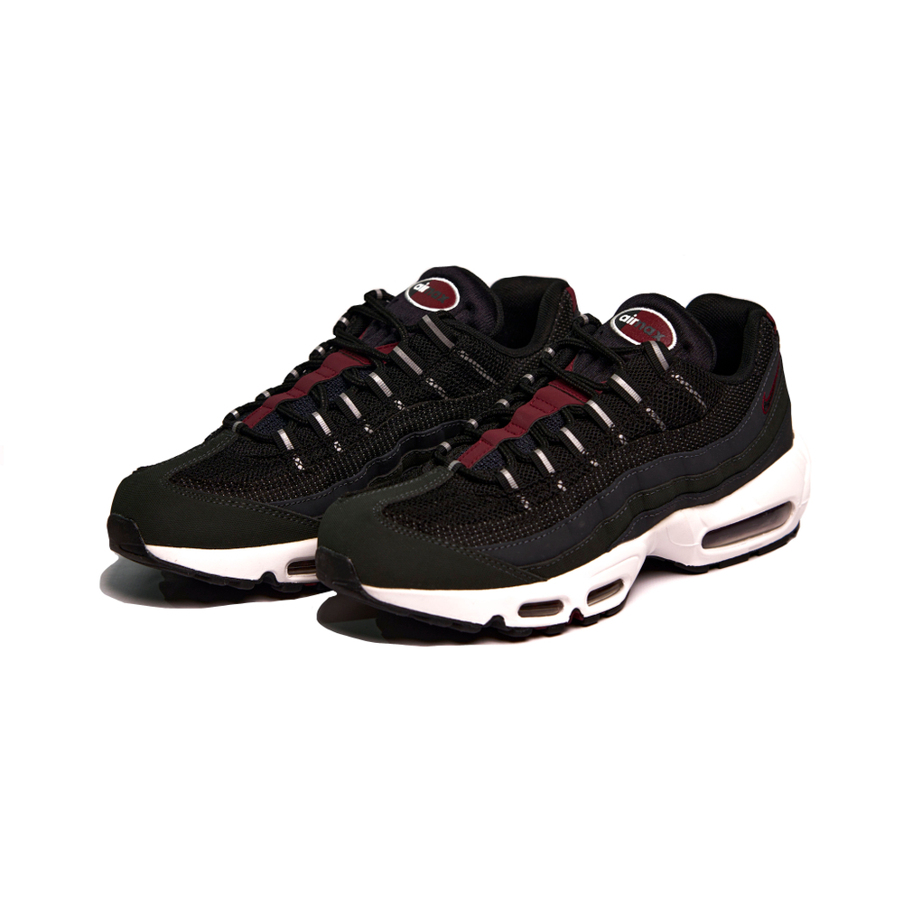 Nike Air Max 95 "Anthracite Team Red"
