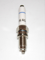 Свеча зажигания (1 шт.) 04C905616 для Volkswagen Polo