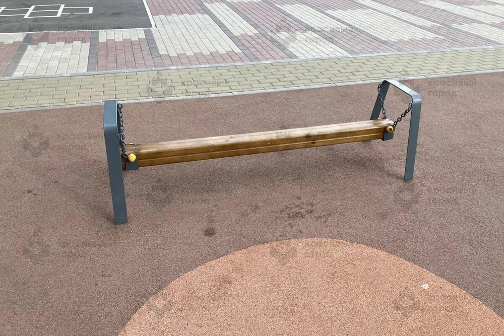 Бревно на цепях