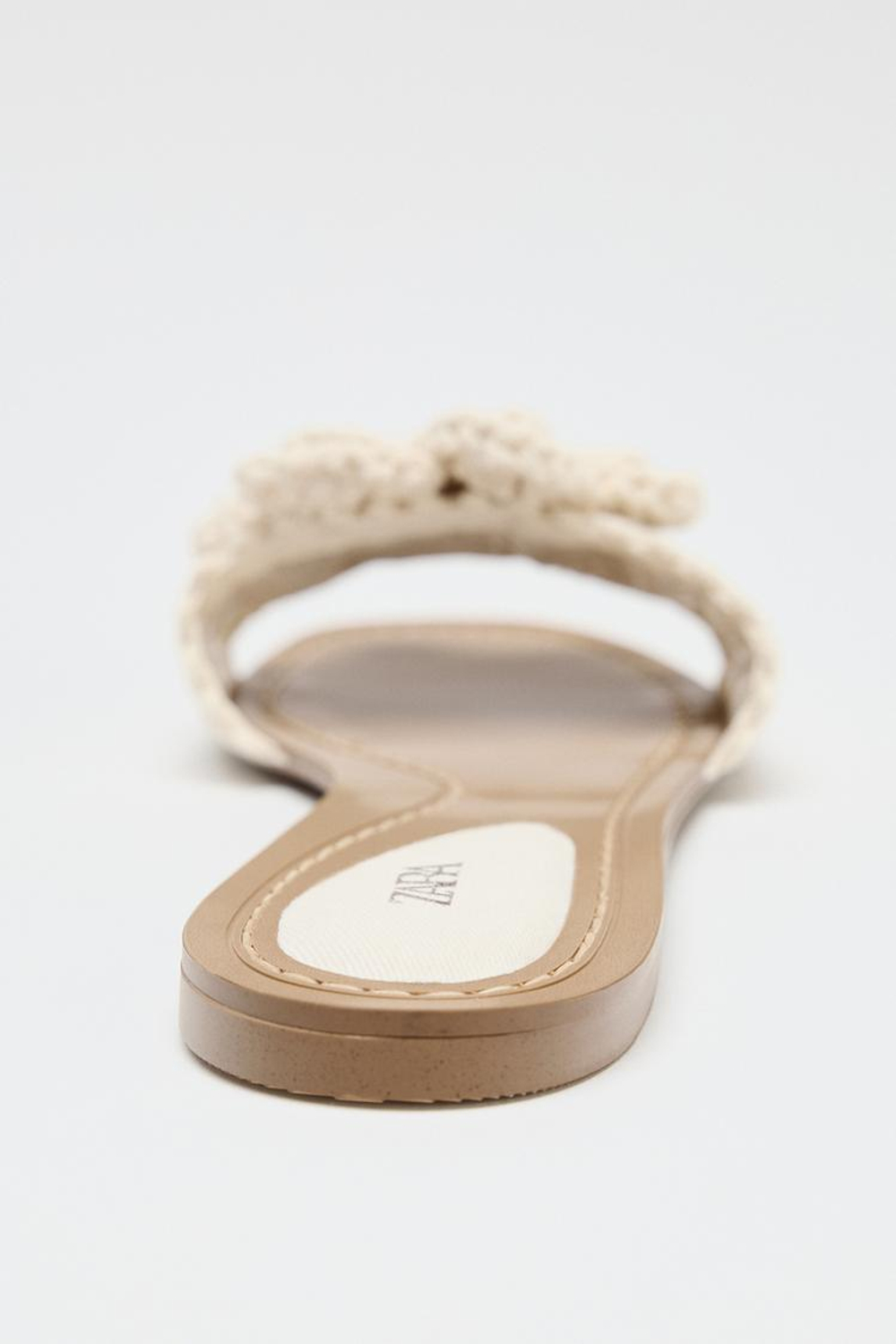 ZARA САНДАЛИИ ИЗ КРУЖЕВА КРОШЕ С БАНТОМ, ЭКРЮ