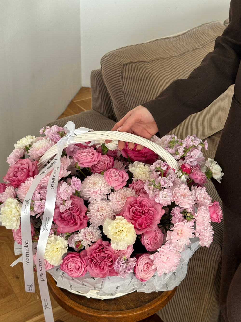 Цветочная корзина в розовых оттенках размер XL