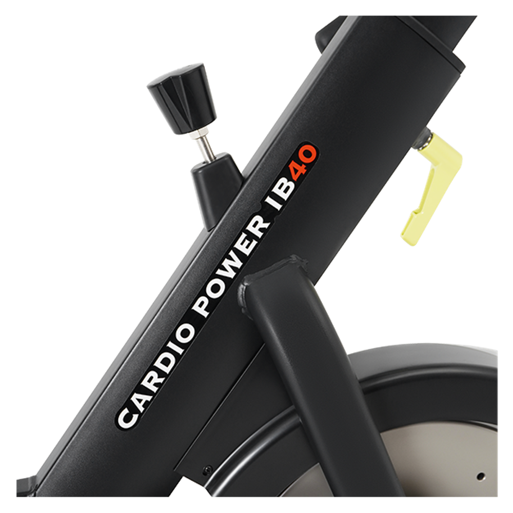 Вертикальный велотренажер CardioPower IB40