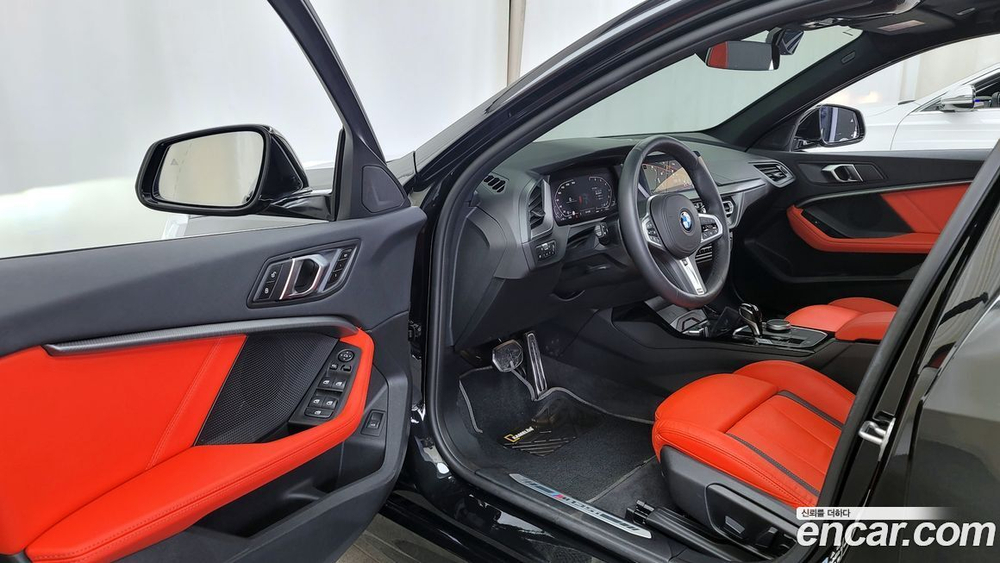 BMW 1 Series (F40) M135i xDrive (11.2023)