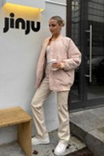 Брюки из экокожи прямые серо-бежевого цвета