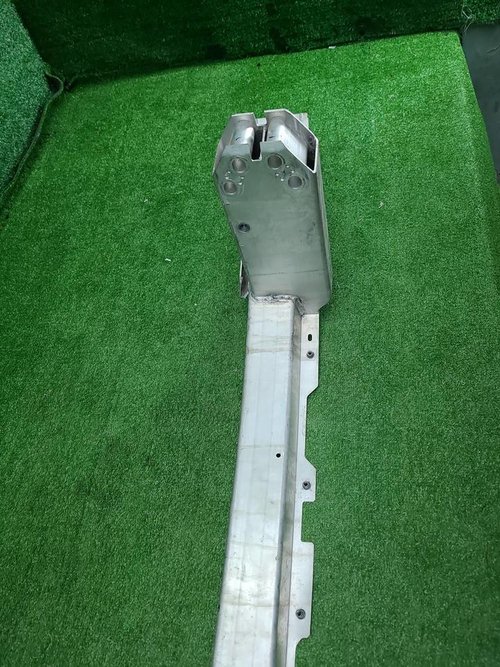 Усилитель передний BMW 4er G22 (2020-н.в.)