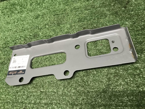 Кронштейн бампера правый Chery Tiggo 7 Pro (20-24)