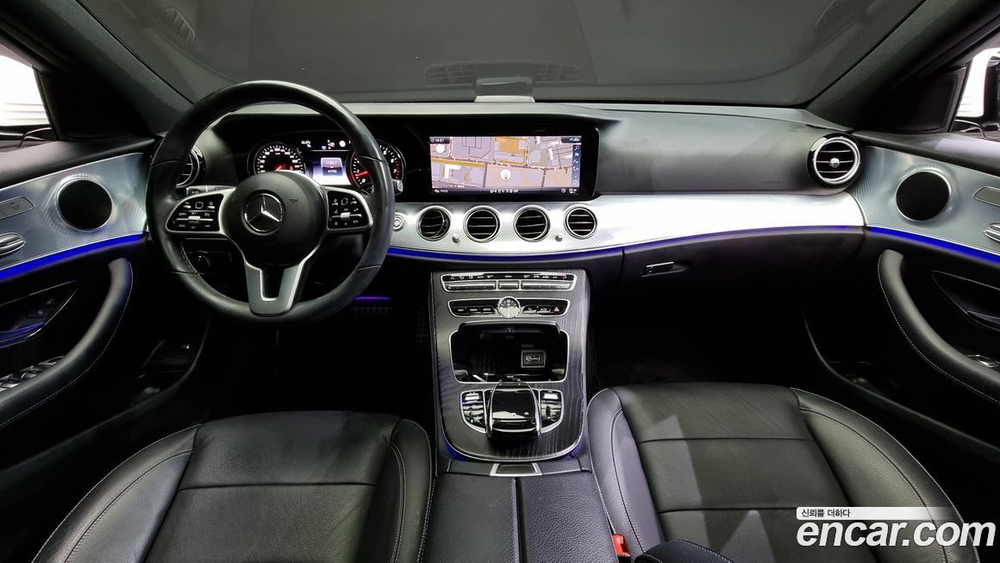 Mercedes-Benz E-Class W213 E250 Avangarde (05.2020)
