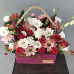 Ящик с цветами №3