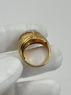 Кольцо с кристаллами