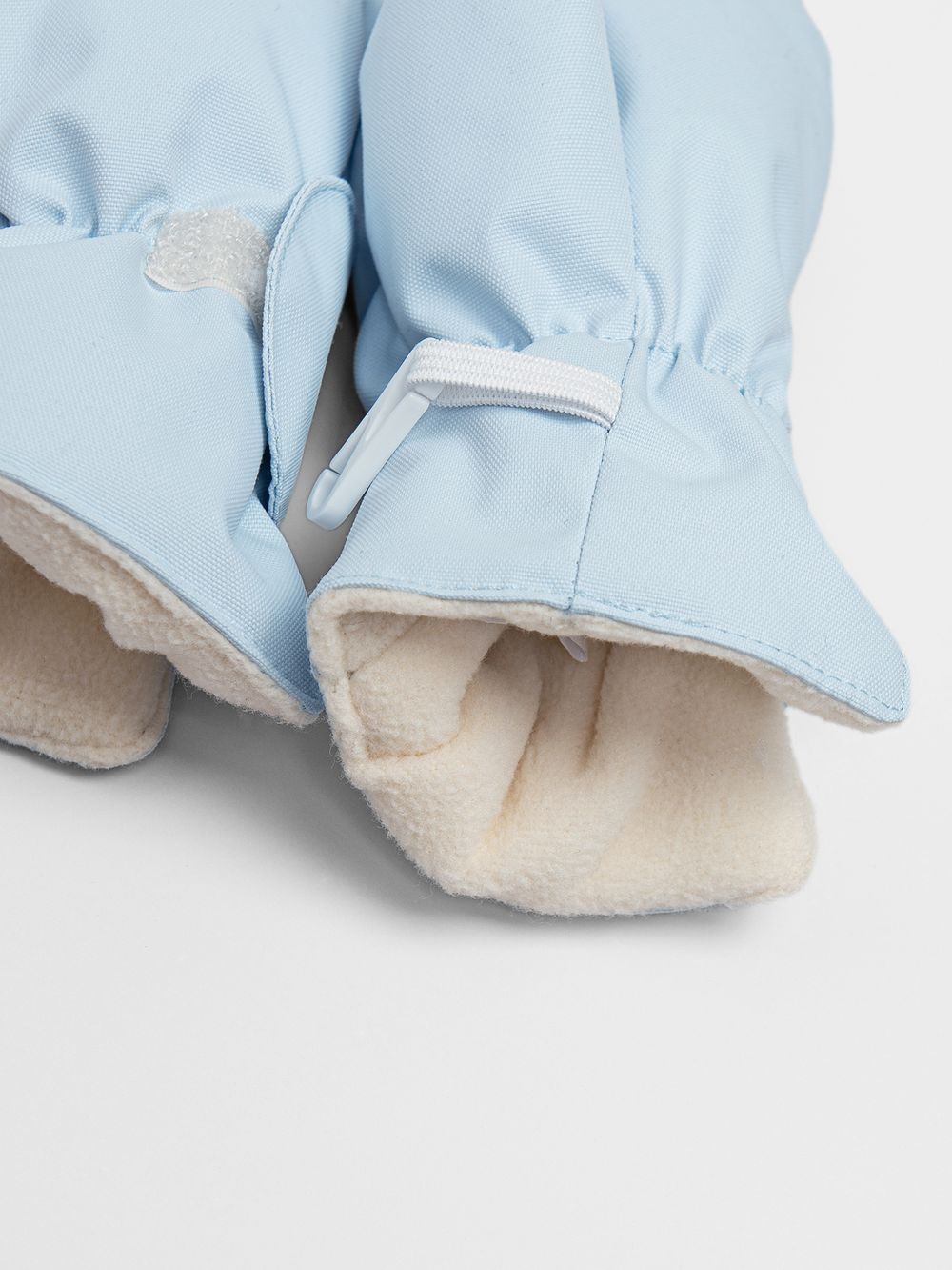 Варежки "Иней" 0+