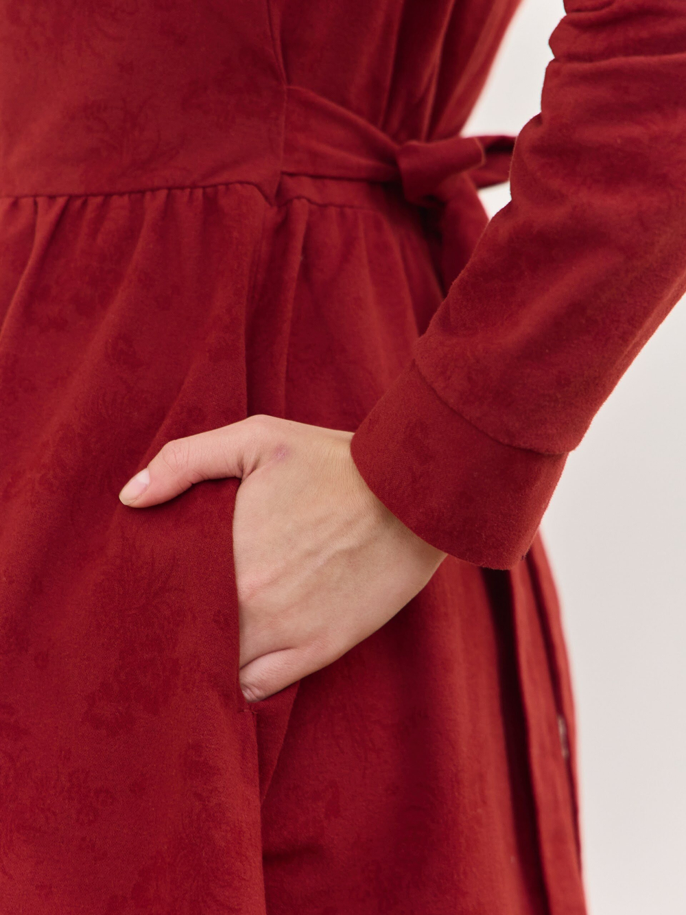 Платье с вшитой манишкой