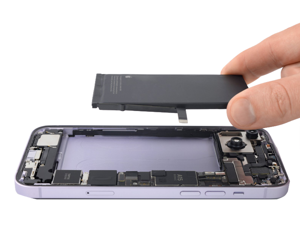Замена аккумулятора на iPhone 14 Plus