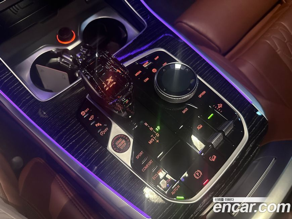 BMW X7 (G07) xDrive 40i M Sports 6-и местный (09.2021)
