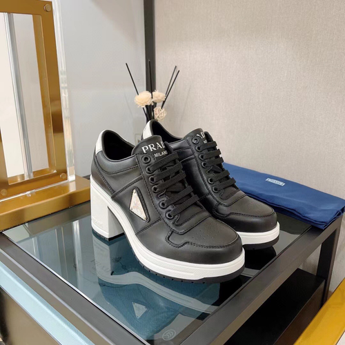 Ботинки Prada