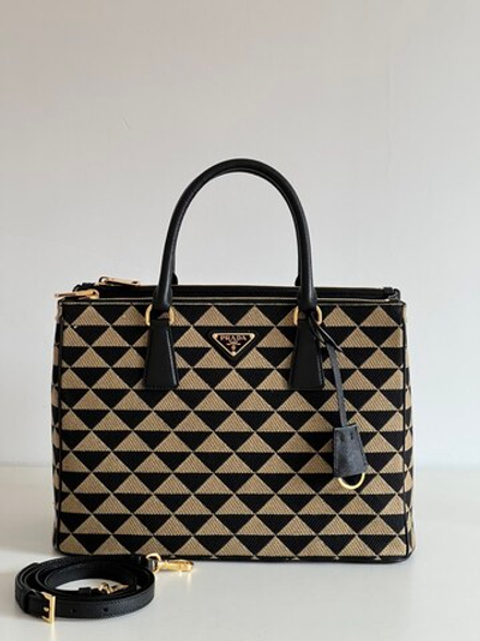 Prada Galleria Bag 32 cm
