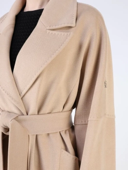 Пальто демисезонное оверсайз с поясом