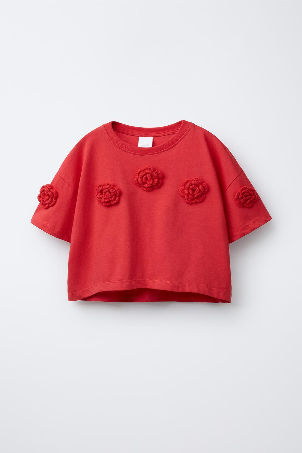 ZARA ФУТБОЛКА С ЦВЕТАМИ ИЗ КРУЖЕВА КРОШЕ, КРАСНЫЙ