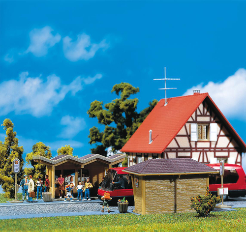 2 автобусные остановки