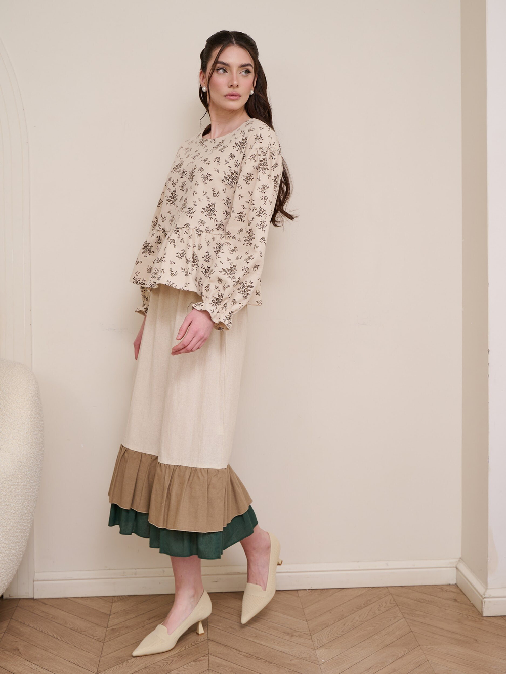 Блузка с баской нарядная