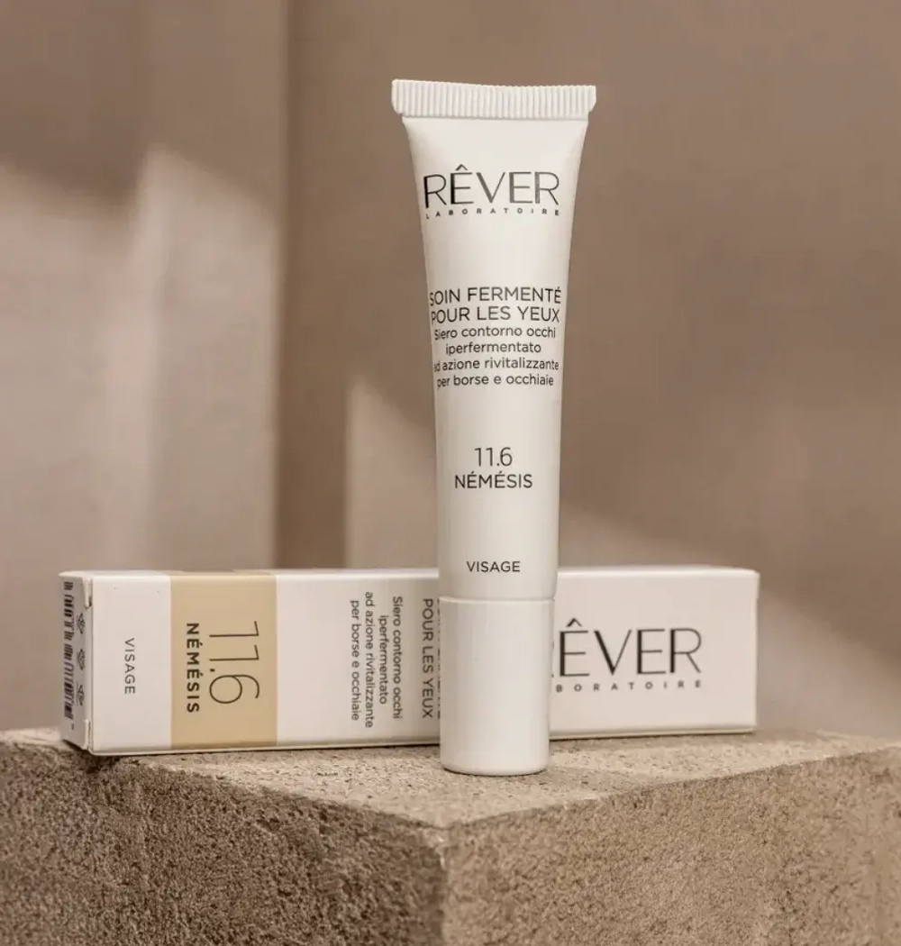 Rever Сыворотка для контура глаз против отеков и темных кругов-SOIN FERMENTÉ POUR LES YEUX Siero contorno occhi iperfermentato ad azione rivitalizzante per borse e occhiaie,15 мл