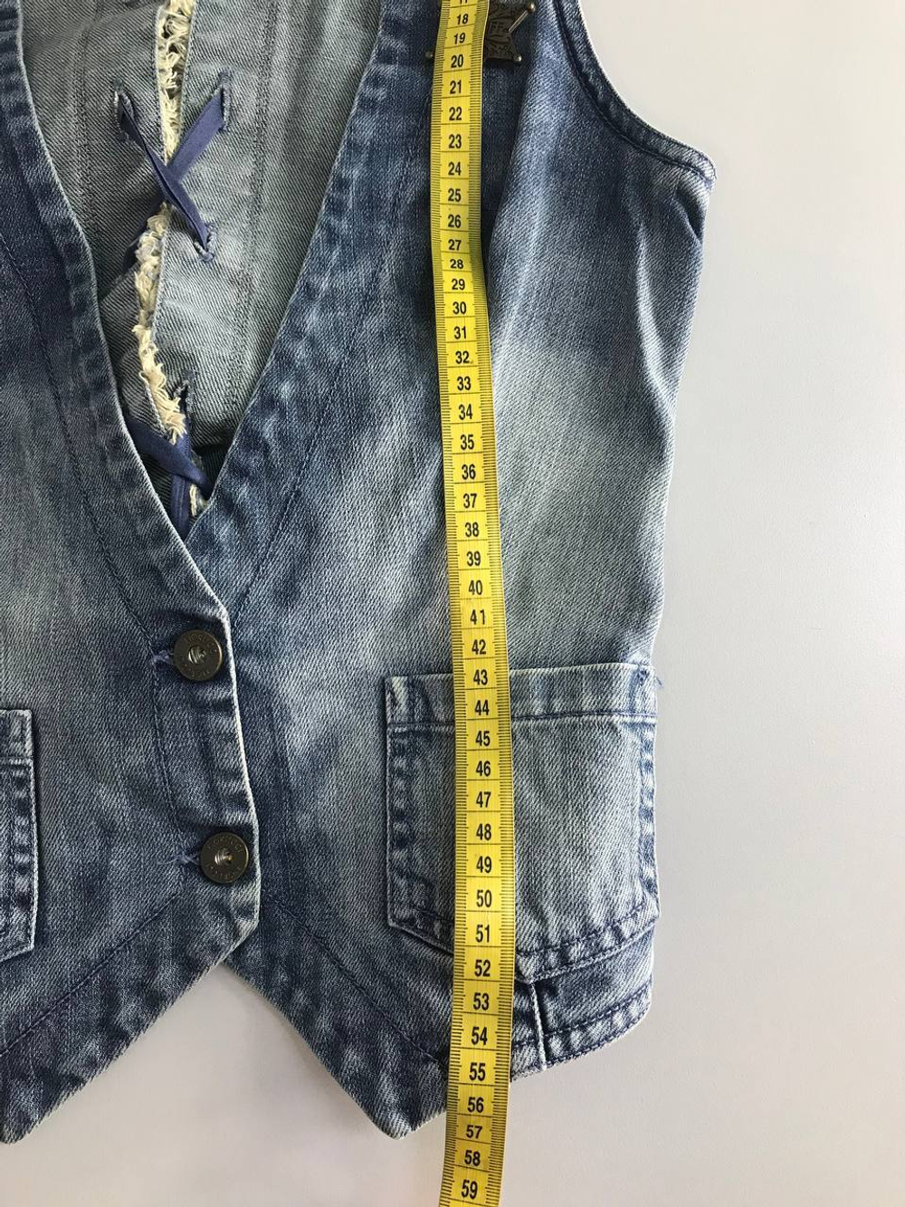 Жилетка Fiorucci джинсовая, маркировка 44, визуально на 46 размер