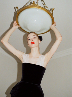 Топ корсетный из бархата с баской