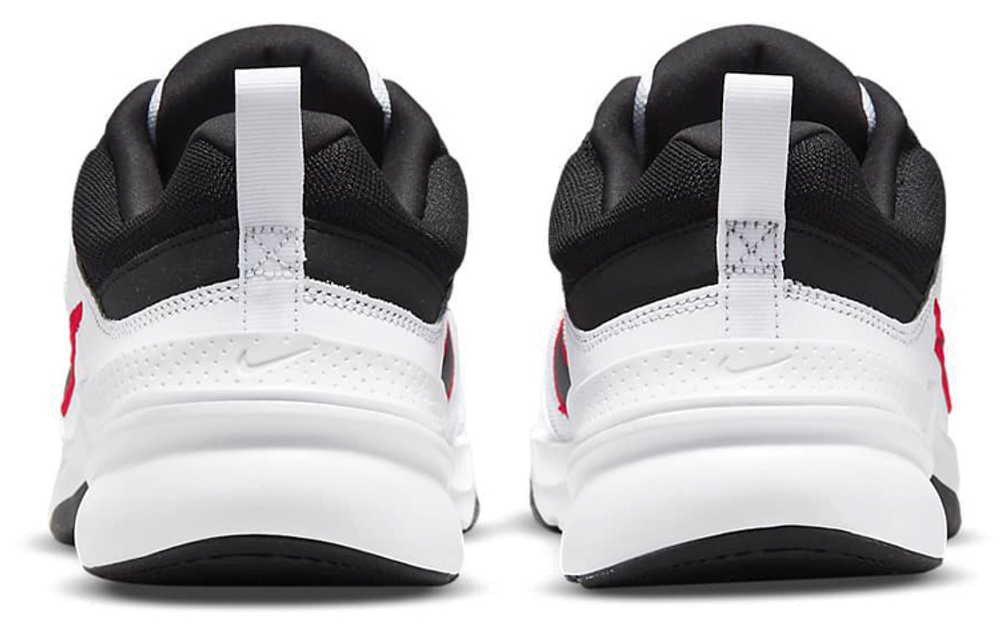 Кроссовки Nike Defy All Day
