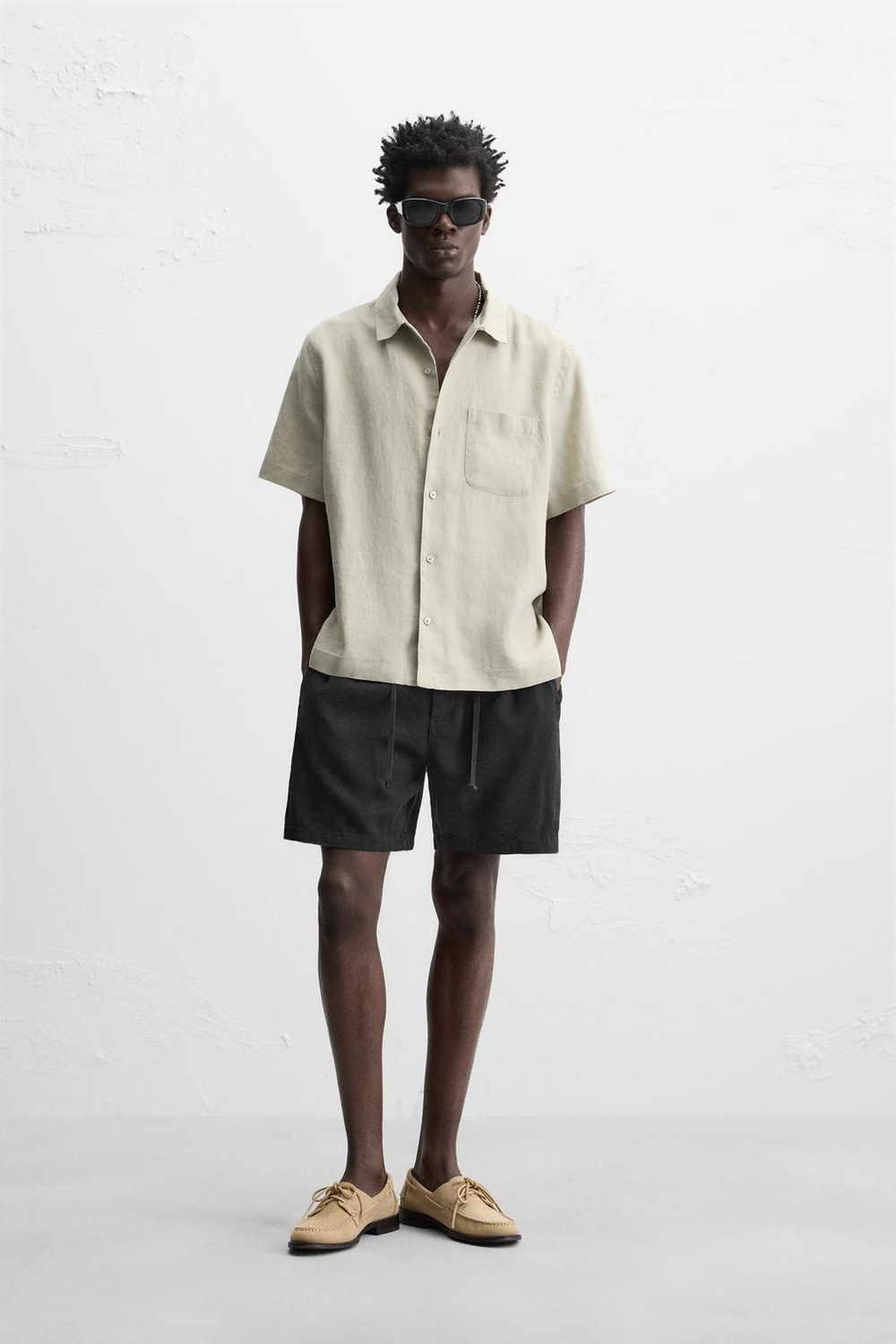 ZARA ШОРТЫ ИЗ ХЛОПКА И ЛЬНА, ЧЕРНЫЙ