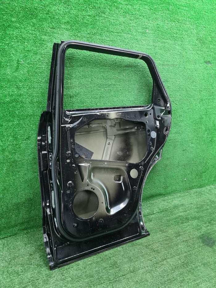 Дверь задняя правая Range Rover Evoque 2 (2018-нв)