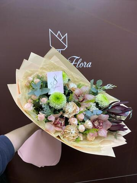 Букет 8 Марта М-41