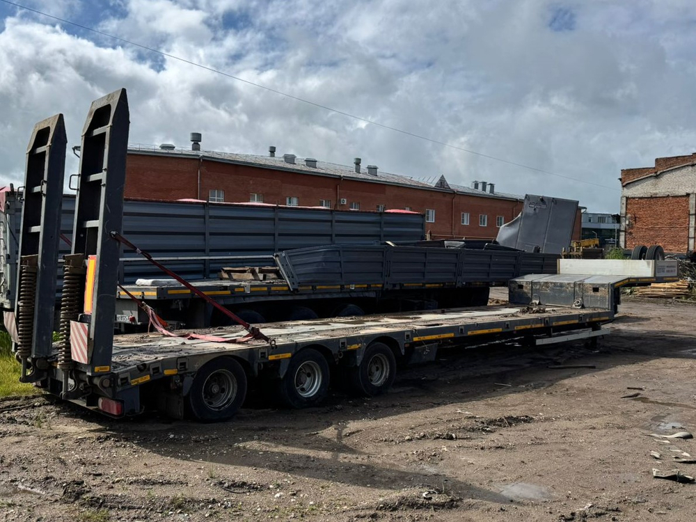 Политранс 94183* Полуприцеп тяжеловоз 3 оси 94183-010 (Не раздвижной)