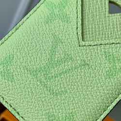 Louis Vuitton Porte Cartes Magnet