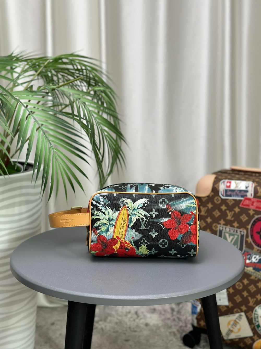 Несессер Louis Vuitton